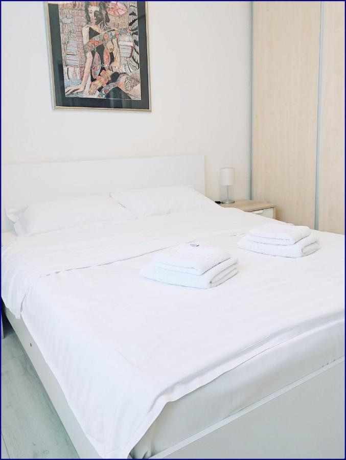 Smart Apartament Piatra Neamţ Exterior foto